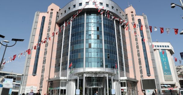 İzmit Belediyesi işçisine yüzde 22 ek zam