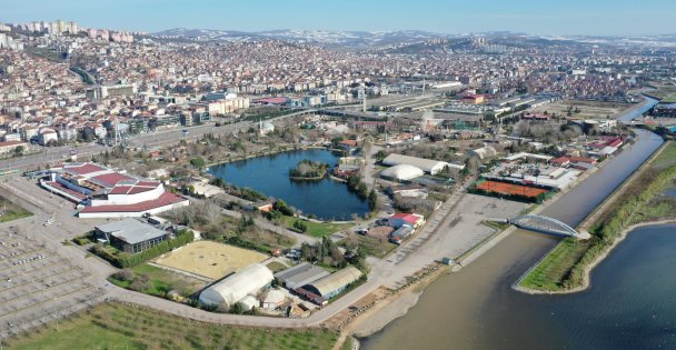 İzmit Millet Bahçesi'nde İlk Kazma İçin Gün Sayılıyor