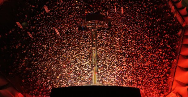 İzmit'in kalbi bu meydanda atıyor