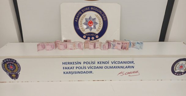 İzmit'te Çocuk Mağazasını, Sakarya'da Marketleri Soyan Hırsızlar Dönüş Yolunda Yakayı Ele Verdi