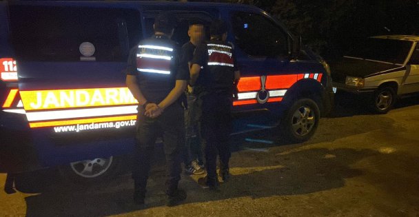 Jandarma adım adım takip etti, yüklü miktarda uyuşturucu ele geçirildi