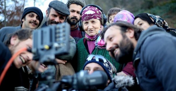 'Kalandar Soğuğu' vizyona girdi