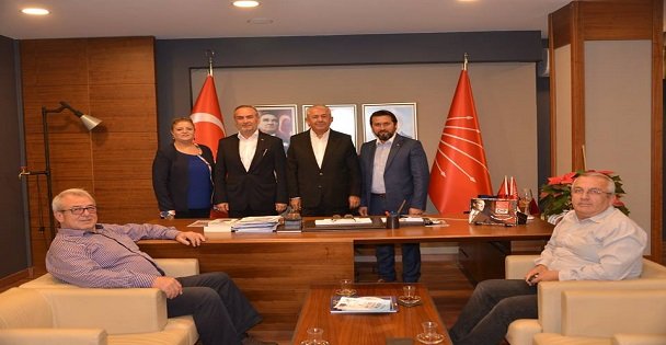 Karadaşlı ve Uysal'dan Chp ziyareti