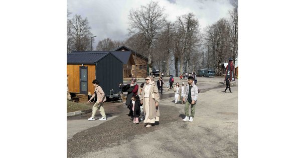 Kartepe Teleferik bayram tatilinde yoğun ilgi gördü