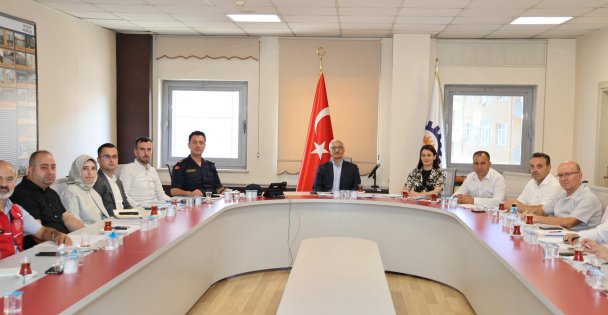 Kaymakam Özyiğit Kurum Müdürlerini Topladı