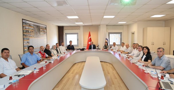 Kaymakam Özyiğit Kurum Müdürlerini Topladı