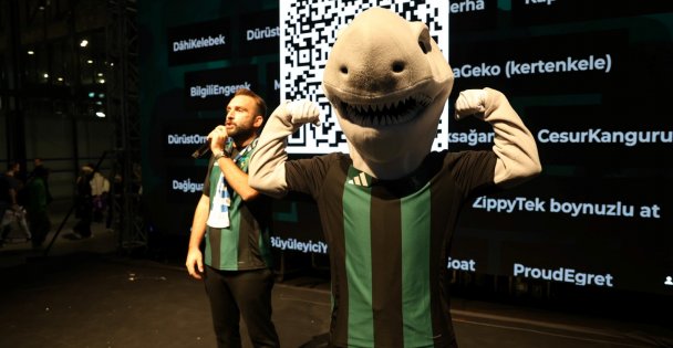 Kitap Fuarı, Kocaelispor forması kazandırıyor