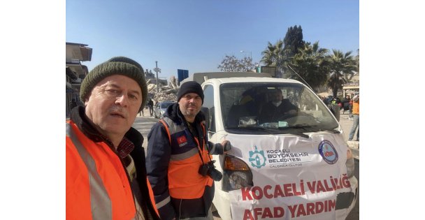 KOCAELİ AFAD GÖNÜLÜLERİ İLE HATAY SAMANDAĞIN DA DEPREMZEDELERE YARDIM DAĞITTIK