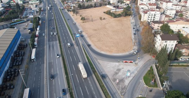 Kocaeli Büyükşehir çalışıyor, trafik yükü azalıyor;  Gebze bölgesi trafiğine güçlü dokunuş
