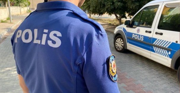 Kocaeli Emniyetinden Suçlulara Geçit Yok: 4 Hükümlü Yakalandı, Kumar Operasyonu Düzenlendi