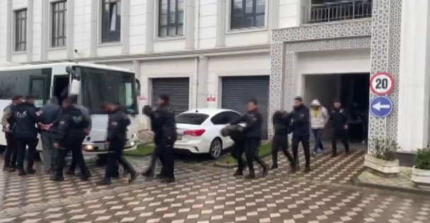 Kocaeli merkezli fuhuş operasyonunda 12 kişi gözaltına alındı, 14 kadın kurtarıldı