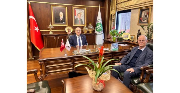 KOCAELİ ÜNİVERSİTESİ REKTÖRÜ PROF DR NUH ZAFER CANTÜRK'Ü MAKAMINDA ZİYARET EDEN İSMAİL KAHRAMAN CANLI BELGESEL SÖYLEŞİ YAPTIK