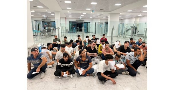 Kocaeli'de 46 düzensiz göçmen sınır dışı edildi