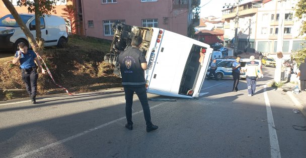 Kocaeli'de işçi servisi kazası: 1 ölü, 1 ağır yaralı