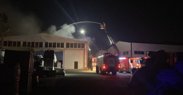 Kocaeli'de kimya firmasında yangın