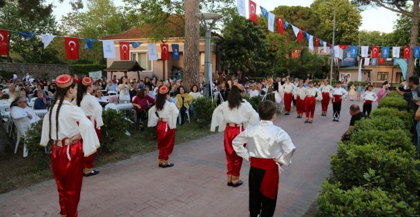 Kocaeli'nde Hıdırellez coşkusu Seka'yı sardı