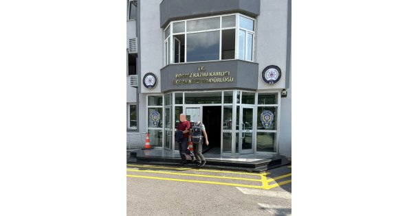 Kocaeli'nde kesinleşmiş hapis cezaları bulunan 3 hükümlü yakalandı