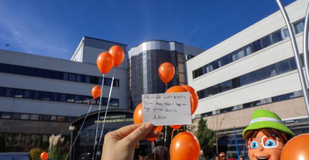 Kocaeli'nin gökyüzü umut dolu balonlarla renklendi;  UlaşımPark, lösemi servisine umut aşıladı