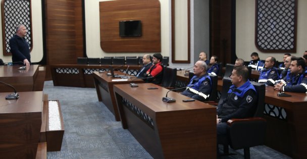 Körfez Belediyesi'nde Zabıtalara Eğitim