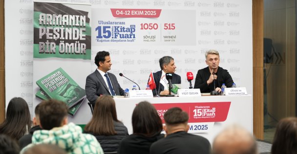 Körfez'in eski oyuncusu Orhan Ak, Kitap Fuarı'nda açıkladı