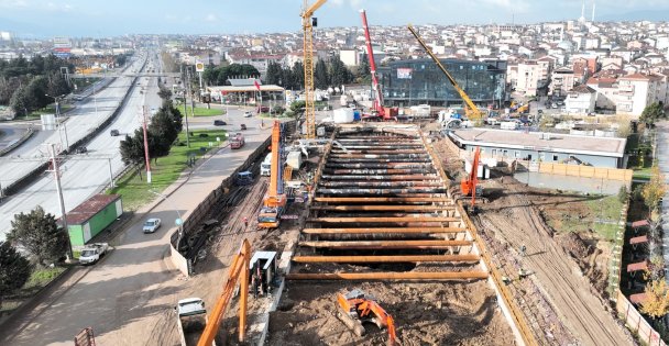 Körfezray Metro Projesi'nde çalışmalar planlandığı şekilde ilerliyor;  Derince'de iki TBM kuruluma hazırlanıyor