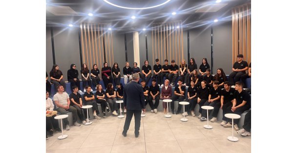 Kütüphane buluşmalarında tarihe yolculuk