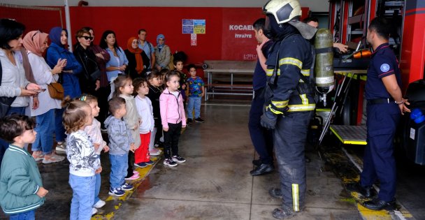 Lokomotifin miniklerinden itfaiye ziyareti