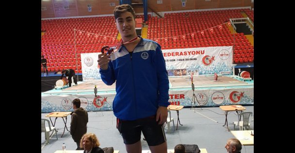 Mert dünya şampiyonası yolcusu