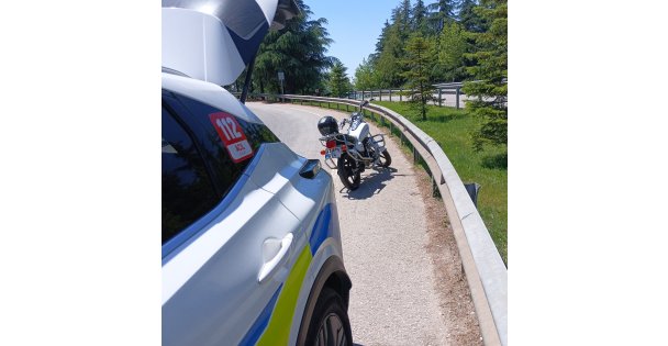 Motosikletten düşen sürücü yaralandı