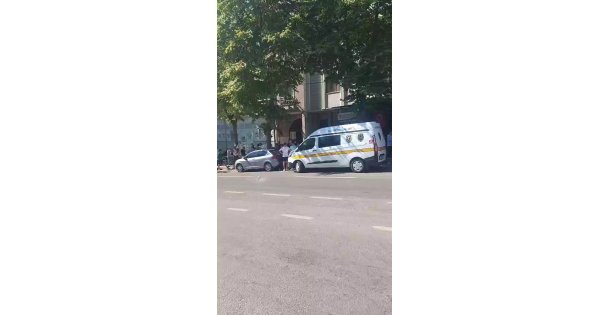 Muhabirin telefonunu gasp edip, mesaj attılar: 