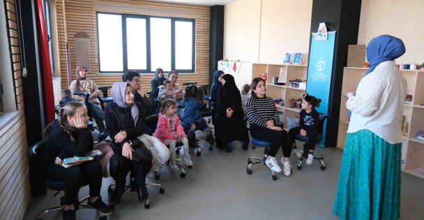 Mutlu Şehir Okulları'nda 'Çocuk Edebiyatı” konuşuldu