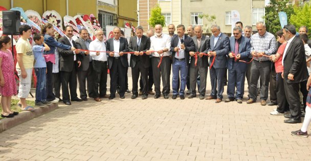 Nenehatun Bilgi evi hizmete girdi