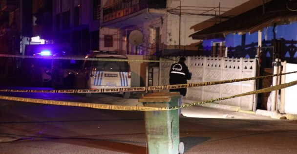 Oğluyla kavga eden çocuğun babasını tüfekle vurdu