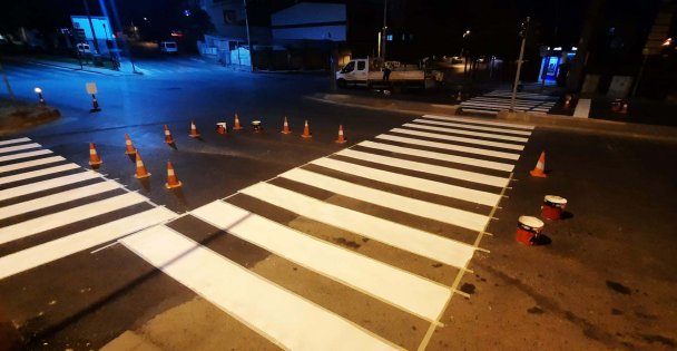 Öğrenciler yaya geçidi istedi, Büyükşehir hemen yaptı