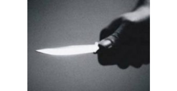 OKUL KARIŞTI! MÜDÜRE BIÇAK ÇEKTİ