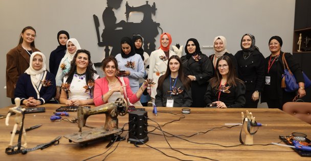 Ortadoğulu iş kadınlardan Moda Akademisi'ne övgü