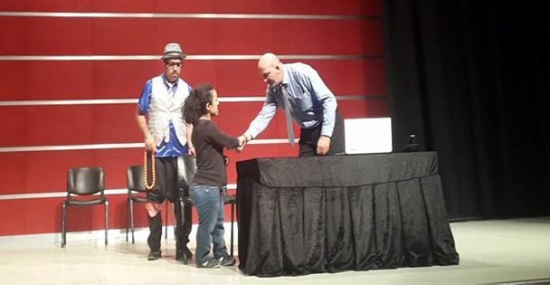 Oyun büyük alkış aldı