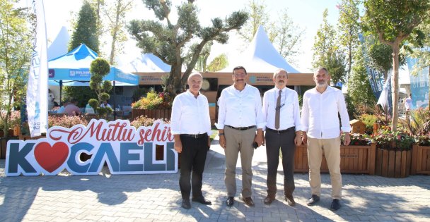 PSB Anatolia 2022 Fuarı Sona Erdi;  Kocaeli Standına Öğrencilerden Tam Not