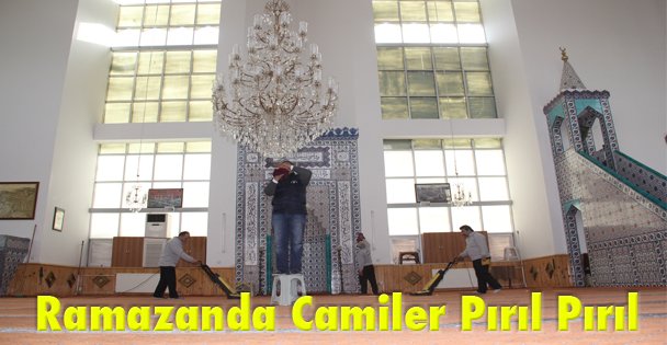 Ramazanda Camiler Pırıl Pırıl