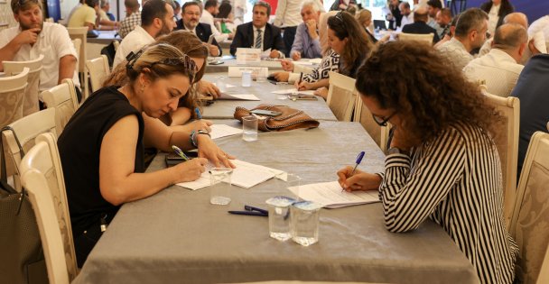 Sakarya Büyükşehir şehrin yarınları için en iyi fikirleri ortaya çıkarıyor