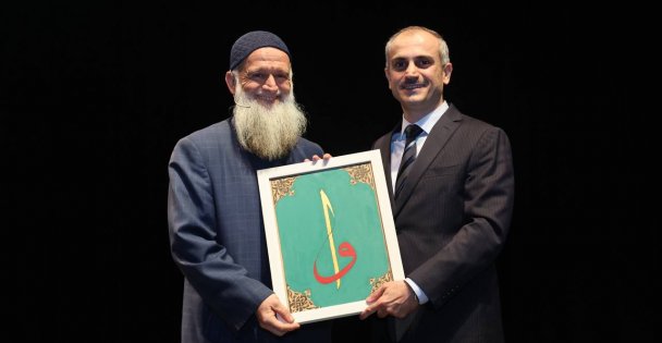 Salih Selman'dan ‘Günümüzdeki İlişkilerimiz' söyleşisi