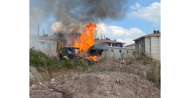 Şantiyede çıkan yangın korkuttu