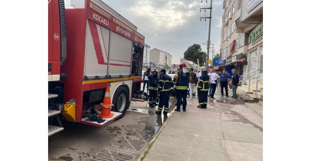 Şarj edilen akü patlayarak yangına sebep oldu: Ev kullanılamaz hale geldi