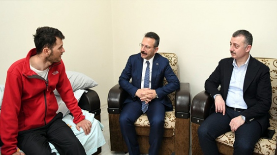 ‘'Şehit askerlerimizin aileleri bu aziz millete ve bizlere emanettir''