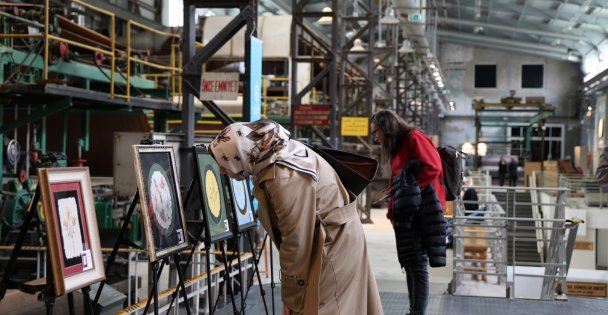 SEKA Kâğıt Müzesi'nde 9. yıla özel sergi;  'Kağıtta Açan Çiçekler” sanatseverleri bekliyor