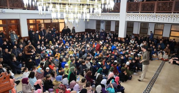 'Sertaç Abi” Gebzeli Çocuklarla Buluştu