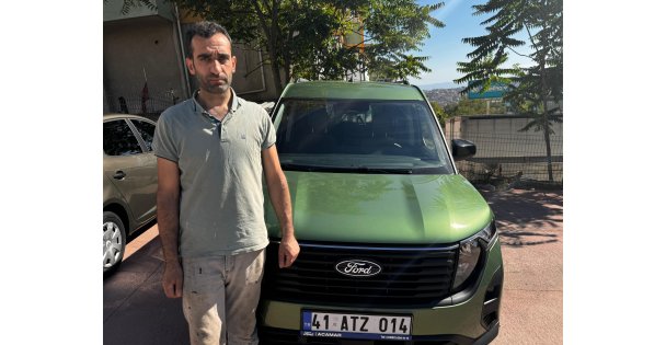 Sıfır Diye Aldığı 2 Araç da Hasarlı Çıktı