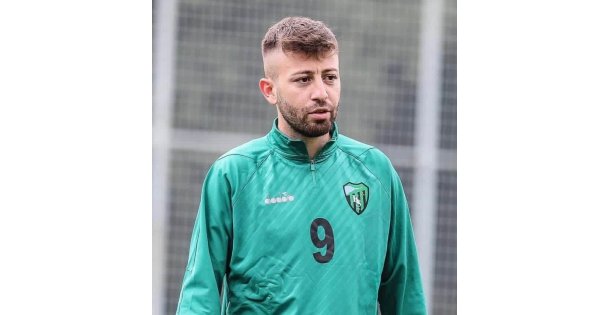 Silahlı saldırıya uğrayan futbolcu hayatını kaybetti