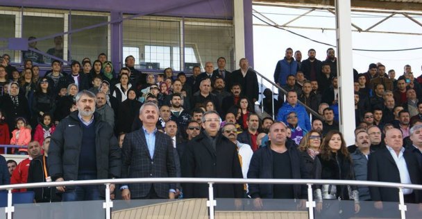 Şimdi herkes tek yürek