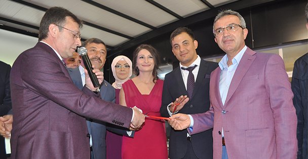 Sır ilk adımı attı!